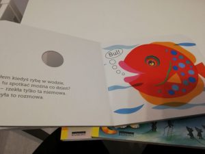 Recenzja: Książeczki "z dziurą"