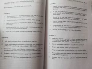 Recenzja: "Wytrenuj swój mózg. Siedmiotygodniowy program osób z zaburzeniami lękowymi i depresją oparty na terapii poznawczo-behawioralnej"